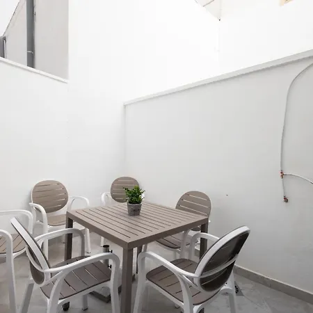 Florit Flats - The Cruz Cubierta With Terrace Valencia